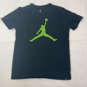 Mens Nike Jordon Green Graphic Logo On Black T Shirt Size Medium